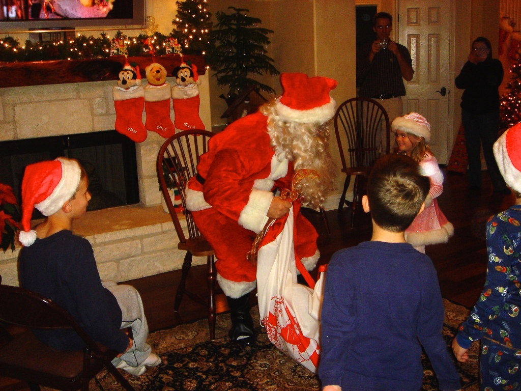 Hildebrand Christmas ScreenSaver/1024x768_2006-12-24 Christmas Eve 127.jpg